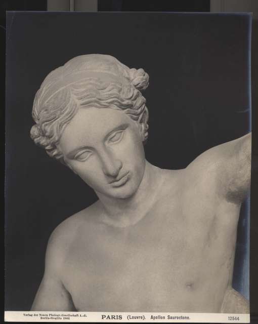 Neue Photographische Gesellschaft — Paris (Louvre). Apollon Sauroctone — insieme